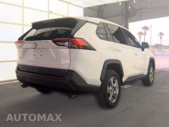 2022 Toyota RAV4 XLE - miniatura 4