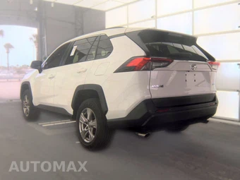 2022 Toyota RAV4 XLE - miniatura 6