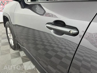2022 Toyota RAV4 XLE - miniatura 23