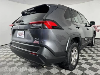 2022 Toyota RAV4 XLE - miniatura 26