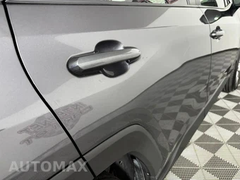 2022 Toyota RAV4 XLE - miniatura 27