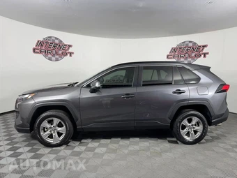 2022 Toyota RAV4 XLE - miniatura 4