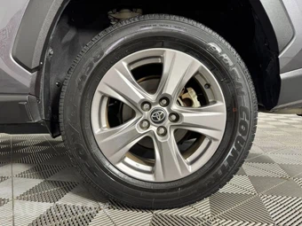 2022 Toyota RAV4 XLE - miniatura 42