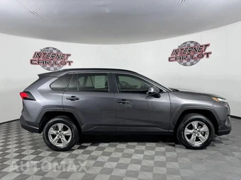 2022 Toyota RAV4 XLE - miniatura 8