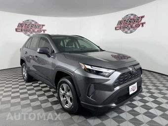 2022 Toyota RAV4 XLE - miniatura 9