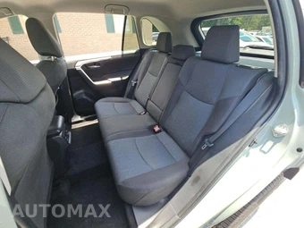 2022 Toyota RAV4 XLE – miniatura 10