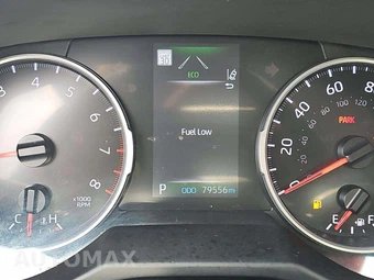 2022 Toyota RAV4 XLE – miniatura 6