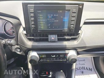 2022 Toyota RAV4 XLE – miniatura 7