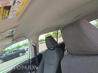 2022 Toyota RAV4 XLE - miniatura 18