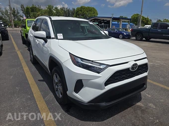 2022 Toyota RAV4 XLE - miniatura 3