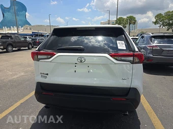 2022 Toyota RAV4 XLE - miniatura 5