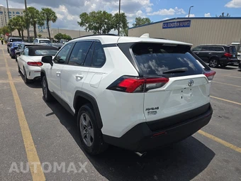 2022 Toyota RAV4 XLE - miniatura 6