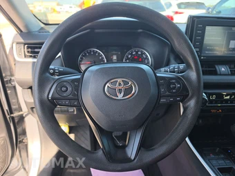 2022 Toyota RAV4 XLE - miniatura 10
