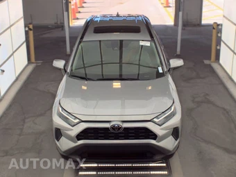2022 Toyota RAV4 XLE - miniatura 2