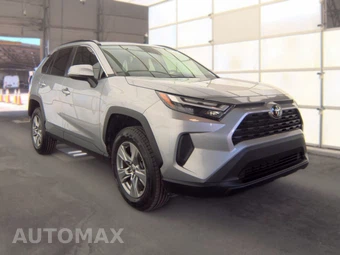 2022 Toyota RAV4 XLE - miniatura 3
