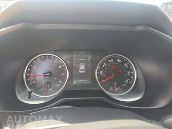 2022 Toyota RAV4 XLE – miniatura 9