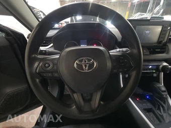 2022 Toyota RAV4 XLE – miniatura 10