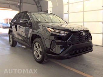2022 Toyota RAV4 XLE – miniatura 3