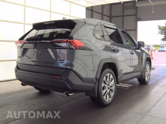 2022 Toyota RAV4 XLE Premium - miniatura 4