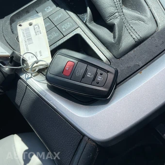 2022 Toyota RAV4 XLE Premium - miniatura 18