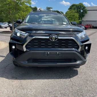 2022 Toyota RAV4 XLE Premium - miniatura 3