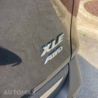 2022 Toyota RAV4 XLE Premium - miniatura 36