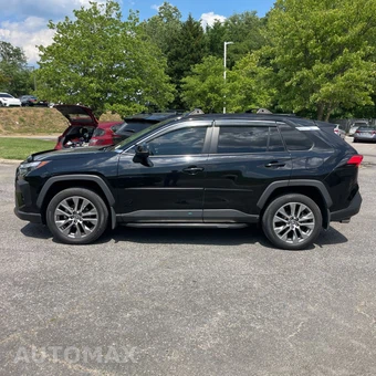 2022 Toyota RAV4 XLE Premium - miniatura 5