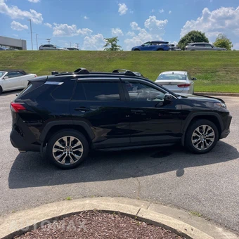 2022 Toyota RAV4 XLE Premium - miniatura 6