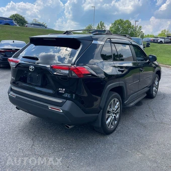 2022 Toyota RAV4 XLE Premium - miniatura 7