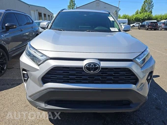 2022 Toyota RAV4 XLE Premium – miniatura 2