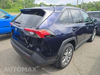 2022 Toyota RAV4 XLE Premium - miniatura 3