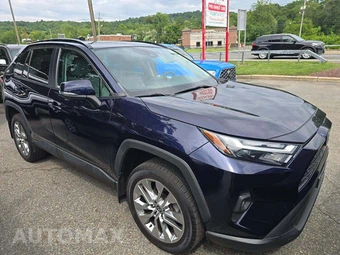 2022 Toyota RAV4 XLE Premium - miniatura 4
