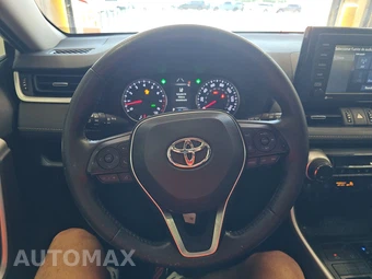 2022 Toyota RAV4 XLE Premium - miniatura 10