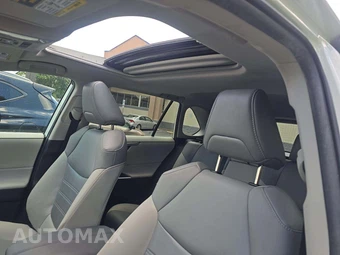 2022 Toyota RAV4 XLE Premium - miniatura 11