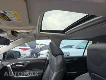 2022 Toyota RAV4 XLE Premium - miniatura 17