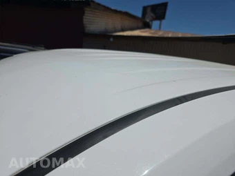 2022 Toyota Sienna LE 8-Passenger 120.5" WB - miniatura 12