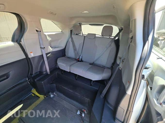 2022 Toyota Sienna LE 8-Passenger 120.5" WB - miniatura 14