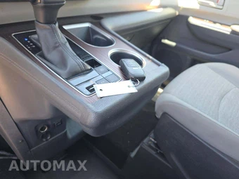 2022 Toyota Sienna LE 8-Passenger 120.5" WB - miniatura 8