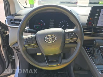 2022 Toyota Sienna LE 8-Passenger 120.5" WB - miniatura 10