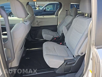 2022 Toyota Sienna LE 8-Passenger 120.5" WB - miniatura 13
