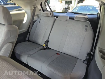 2022 Toyota Sienna LE 8-Passenger 120.5" WB - miniatura 14