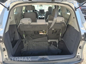 2022 Toyota Sienna LE 8-Passenger 120.5" WB - miniatura 17