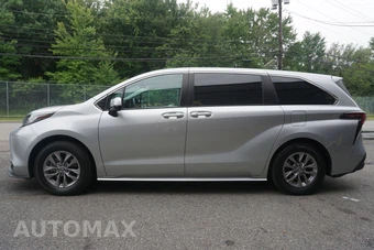 2022 Toyota Sienna LE 8-Passenger 120.5" WB - miniatura 15