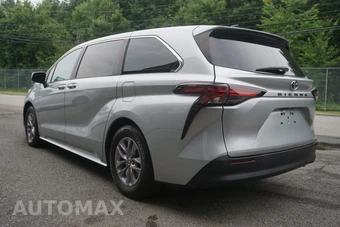 2022 Toyota Sienna LE 8-Passenger 120.5" WB - miniatura 16