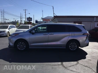 2022 Toyota Sienna LE 8-Passenger 120.5" WB - miniatura 2