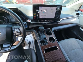2022 Toyota Sienna LE 8-Passenger 120.5" WB - miniatura 11