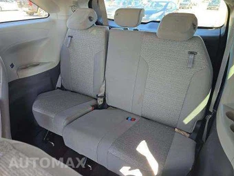 2022 Toyota Sienna LE 8-Passenger 120.5" WB - miniatura 15
