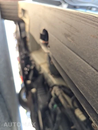 2022 Toyota Sienna LE 8-Passenger 120.5" WB - miniatura 30
