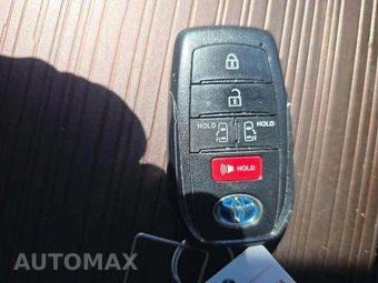 2022 Toyota Sienna LE 8-Passenger 120.5" WB - miniatura 9