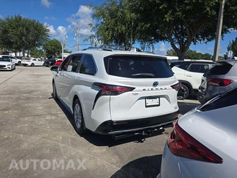 2022 Toyota Sienna Limited 7-Passenger 120.5" WB - miniatura 2